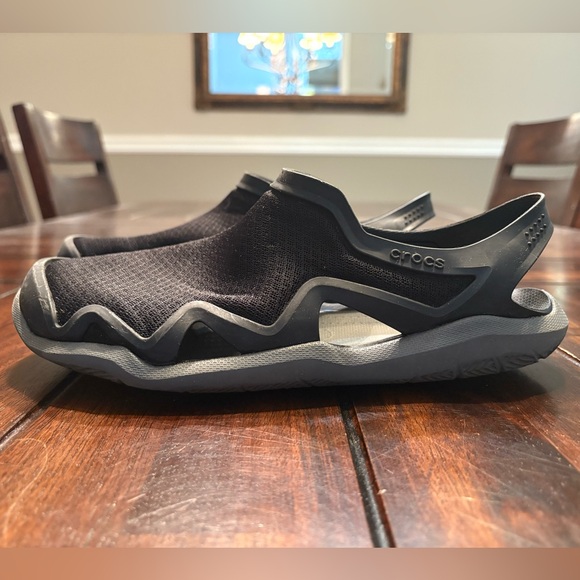 CROCS Other - CROCS Swiftwater Mesh Wave Black Sandals Slides Water Boat Beach Shoes Men’s 8